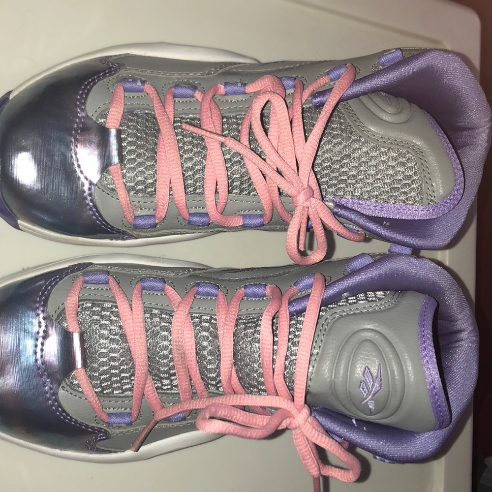 Allen Iverson Reebok size 6